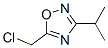 5-(Chloromethyl)-3-isopropyl-1,2,4-oxadiazole Structure,54042-97-6Structure